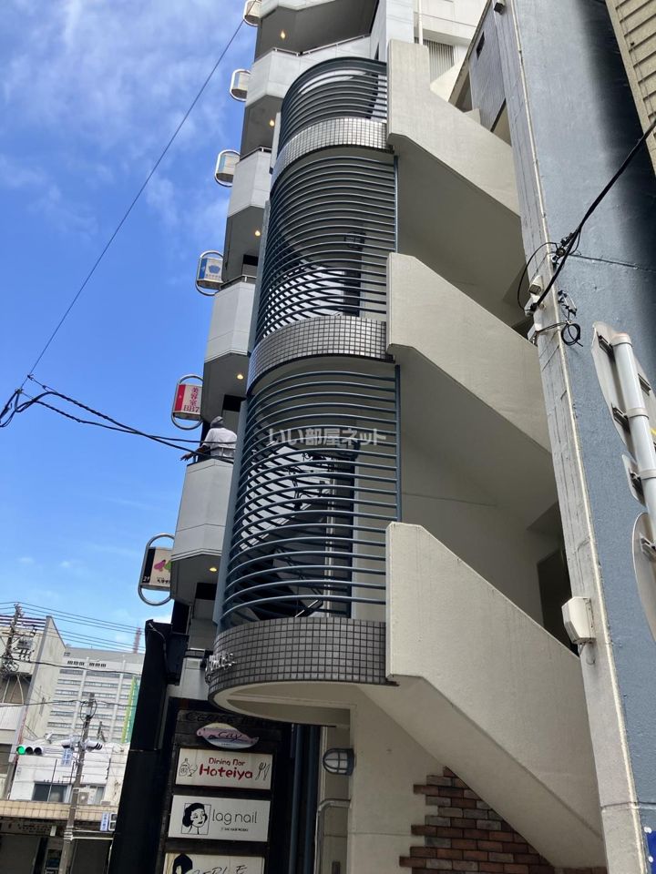 セリーズビルの外観画像