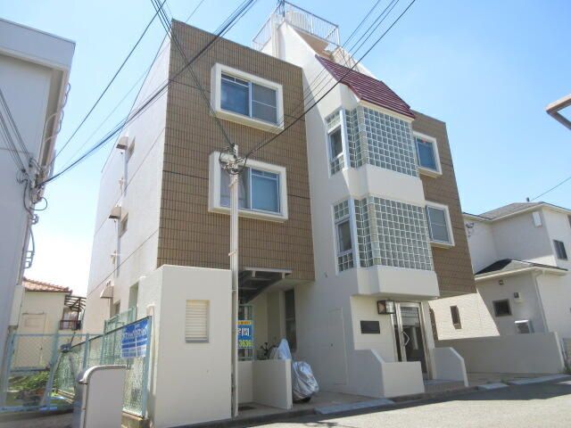 マンショングルンヴァルトの外観画像