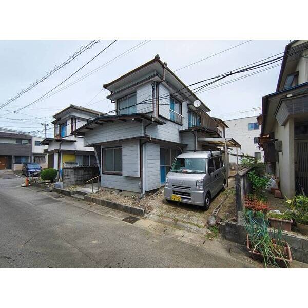 木賀本郷町南戸建ての外観画像