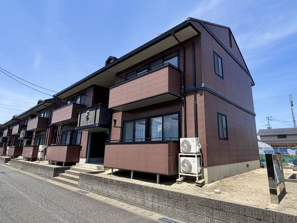シャーメゾンランブル Eの外観画像