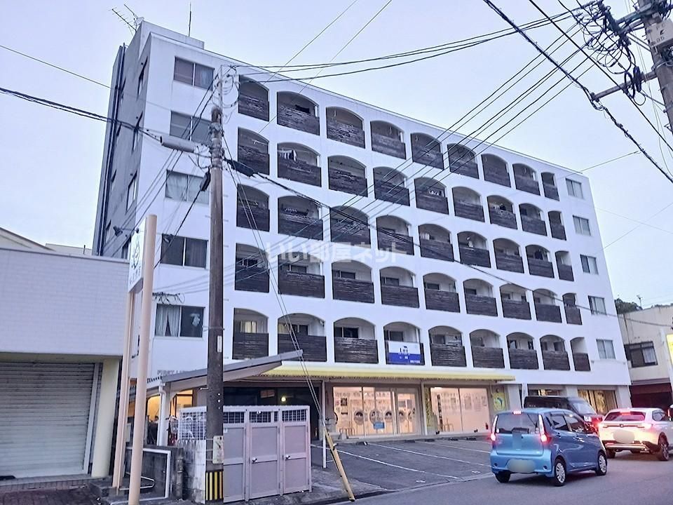 ファーストライフ江平の外観画像