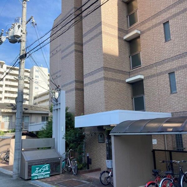 アゼリア01の外観画像