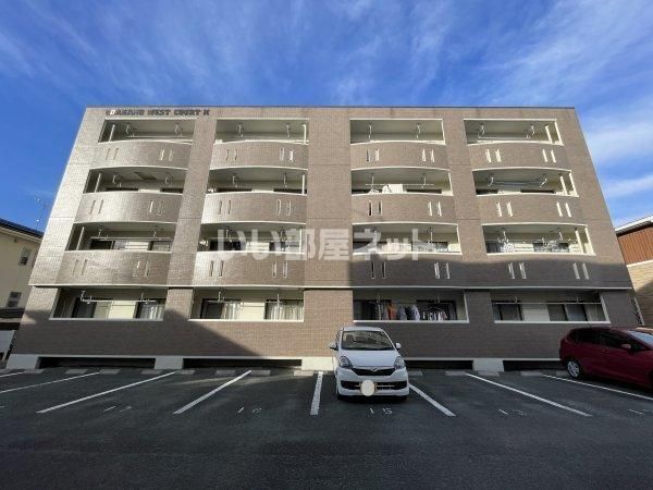 WEST COURT N棟の外観画像