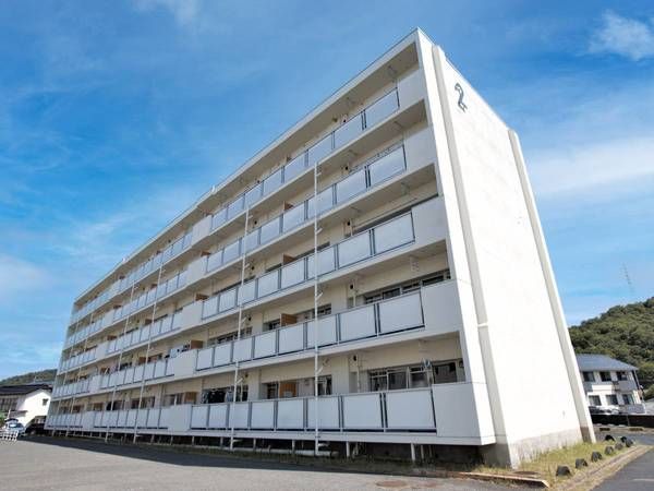 ビレッジハウス岩倉Ⅱ1号棟の外観画像