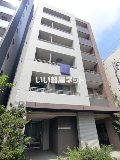 メゾン・デン・ウエストの外観画像
