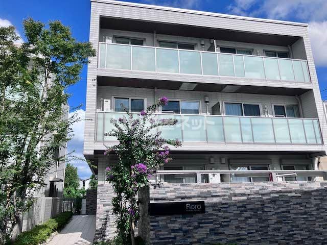 FLORAの外観画像