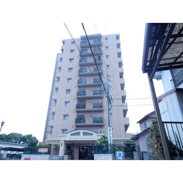 シャトレ愛松半田Ⅲの外観画像