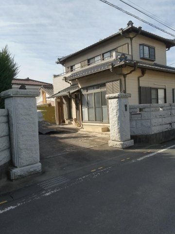 鴻巣宮前8DK広~い145坪 プレハブ・ガレージ付きの外観画像