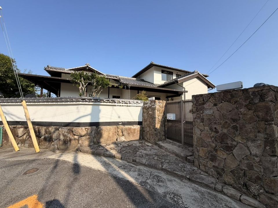 沖廣貸家【尾津町2丁目】の外観画像