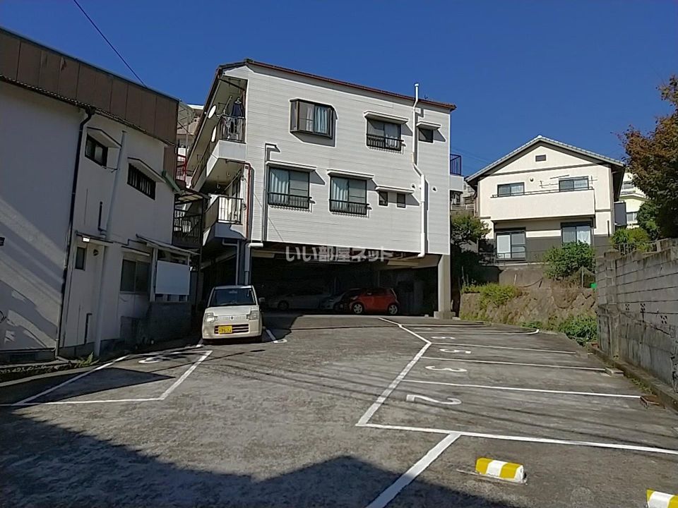 鴨川ハイツの外観画像