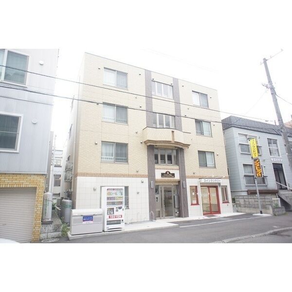 グランメールサンサーラ平岸の外観画像
