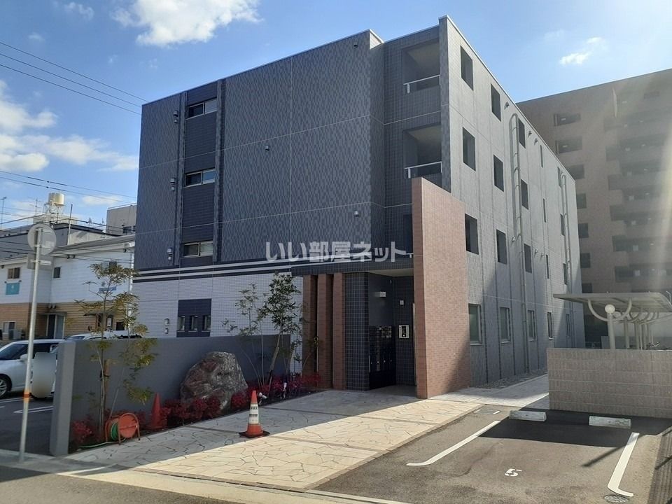 グランソレイユの外観画像