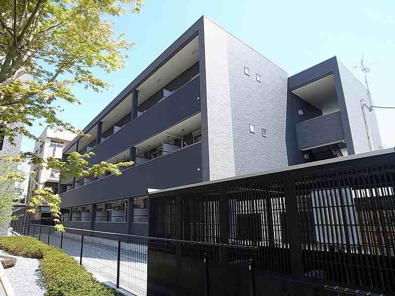 ハイエスト シャロルの外観画像