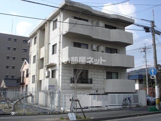 カルチェ月丘の外観画像