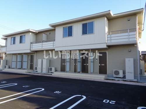 シャーメゾン新田町の外観画像