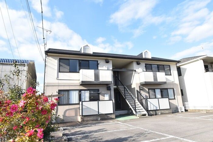 ロイヤルパークの外観画像