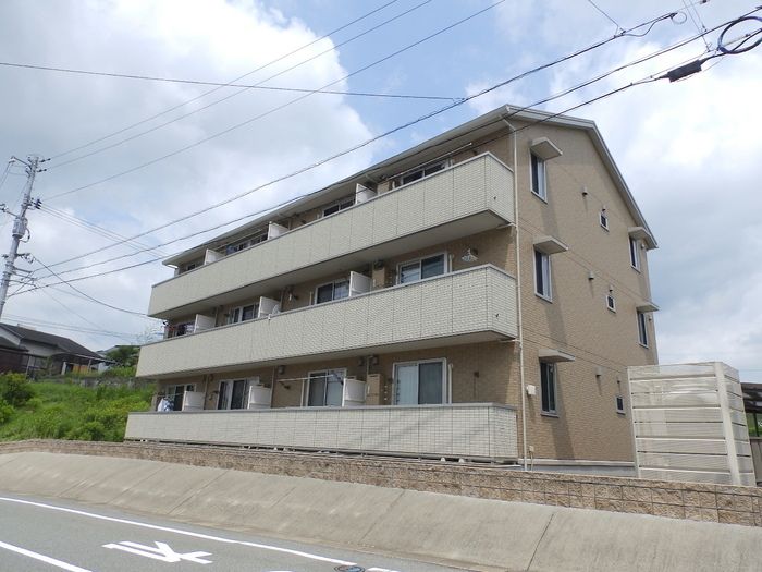 ハイム三条岡 A棟の外観画像