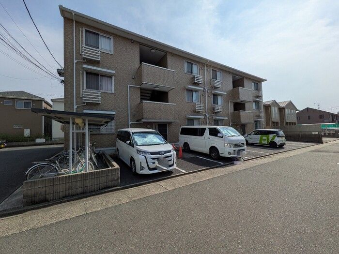 アウスレーゼの外観画像