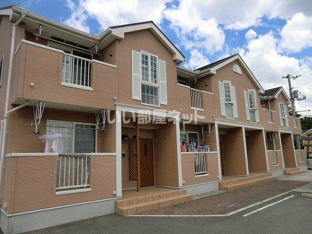 プラージュBの外観画像