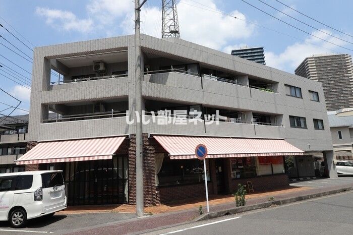 プリムヴェール 六番館の外観画像