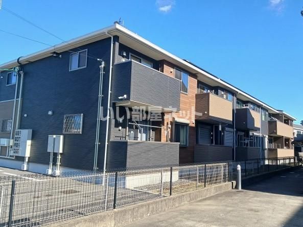 シュマンボヌールの外観画像