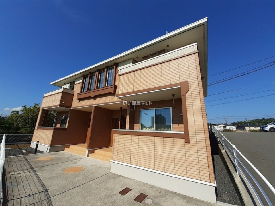 クリスタル・メゾンの外観画像