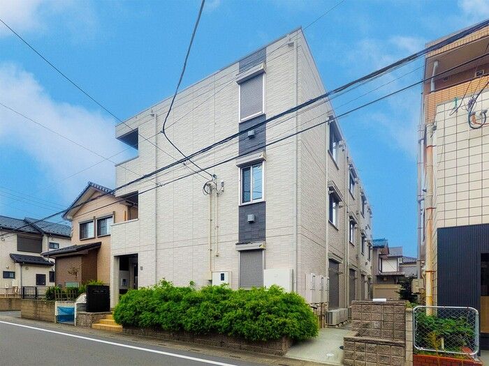 ホワイトヴィラの外観画像