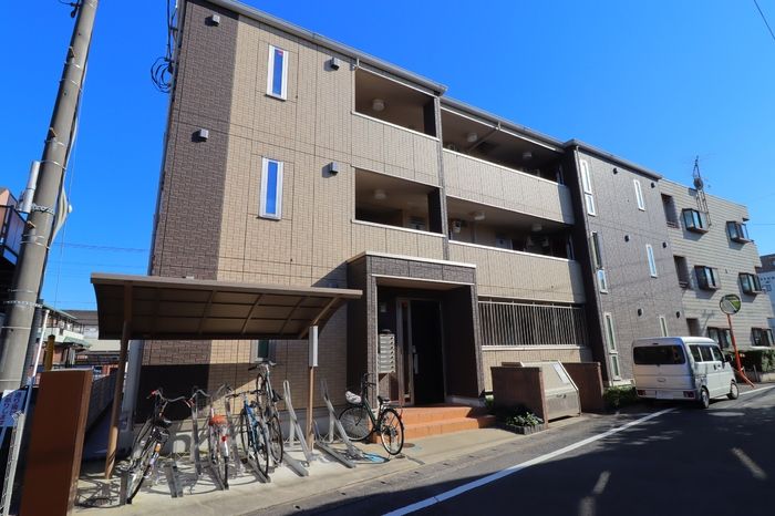 クレスト登戸の外観画像