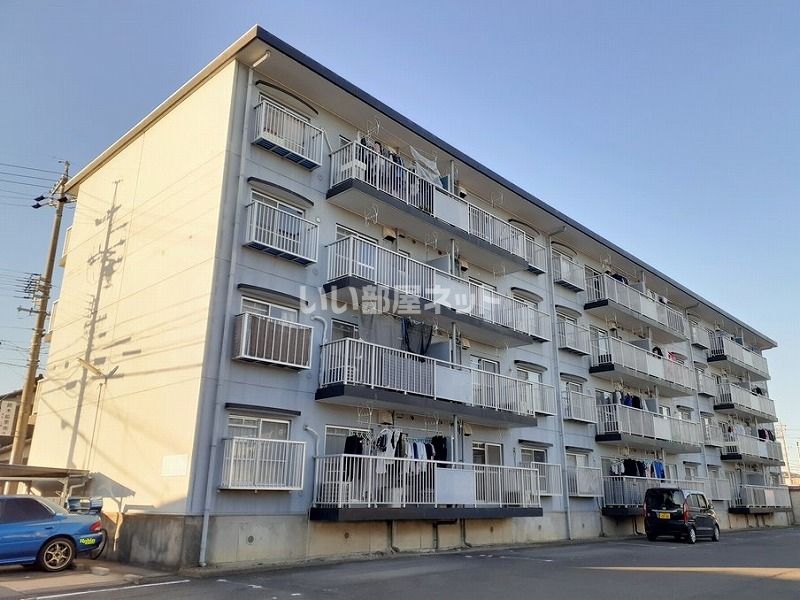 江場ハイツの外観画像