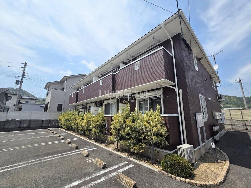 プラスパーBの外観画像