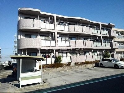 シャン・ド・フルールの外観画像