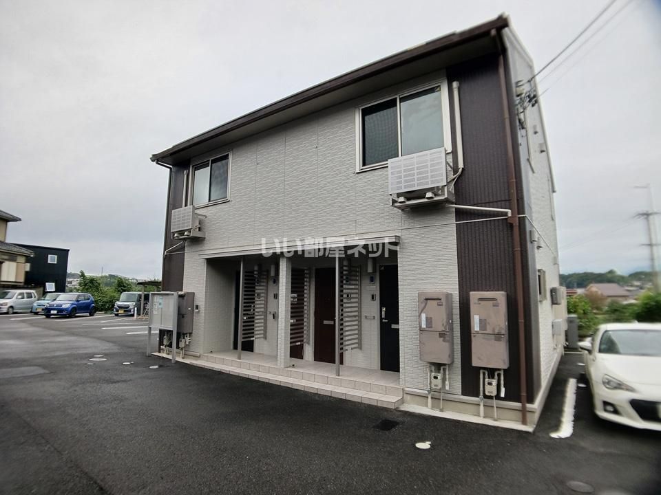 ドミール城山 Bの外観画像