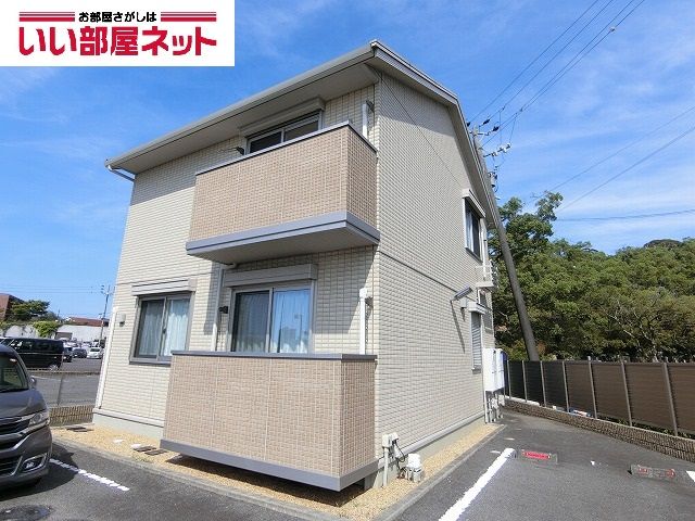 ルミエール・栄の外観画像