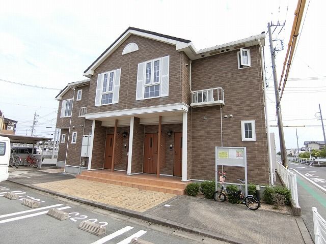 メゾン ラルゴ C棟の外観画像