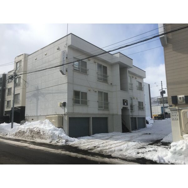 ウエストサイド711の外観画像