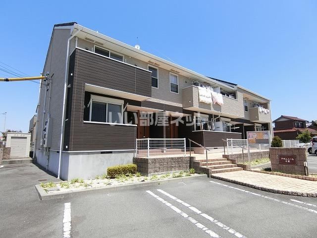 アヴェニ-ル千里の外観画像