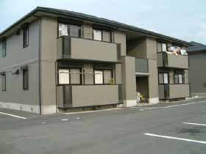 グランタイル高岡 Dの外観画像