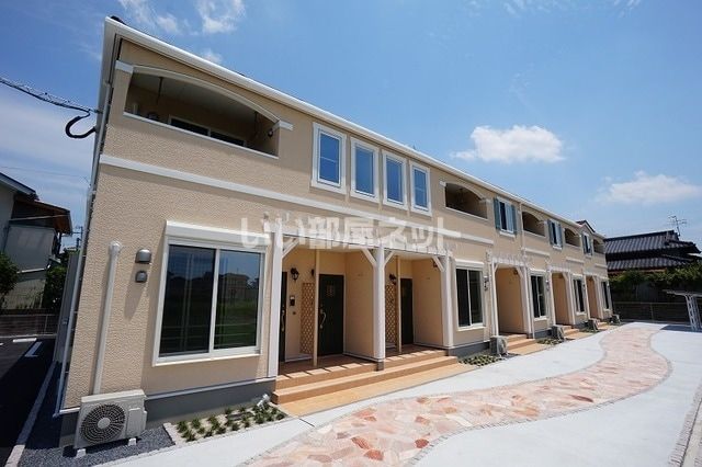 ラ・フィオーレの外観画像