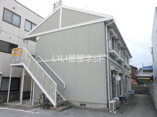 リバーハイツの外観画像