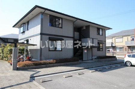 ロイヤルシャトー D棟の外観画像