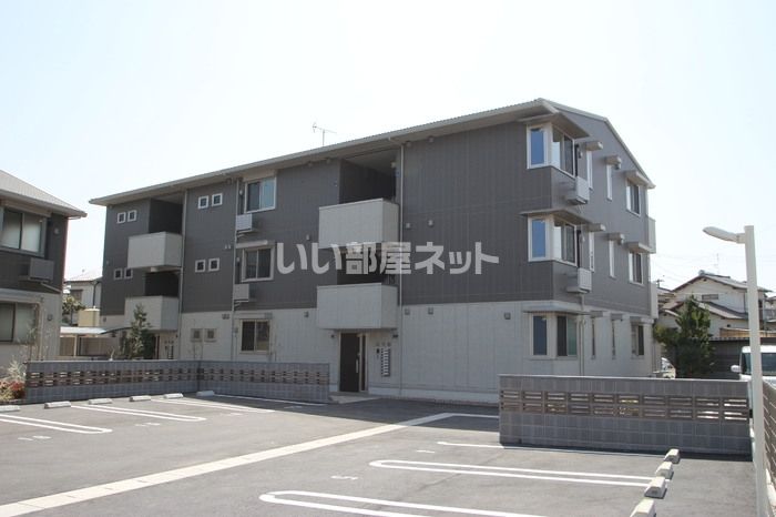 サンフィットハイツ 十一号館の外観画像