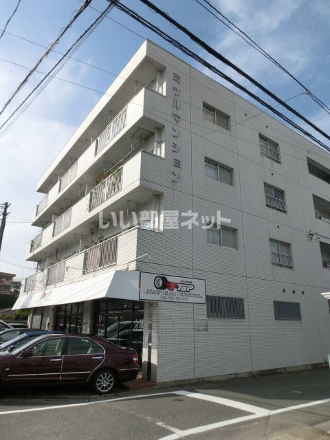 ミツルマンションの外観画像