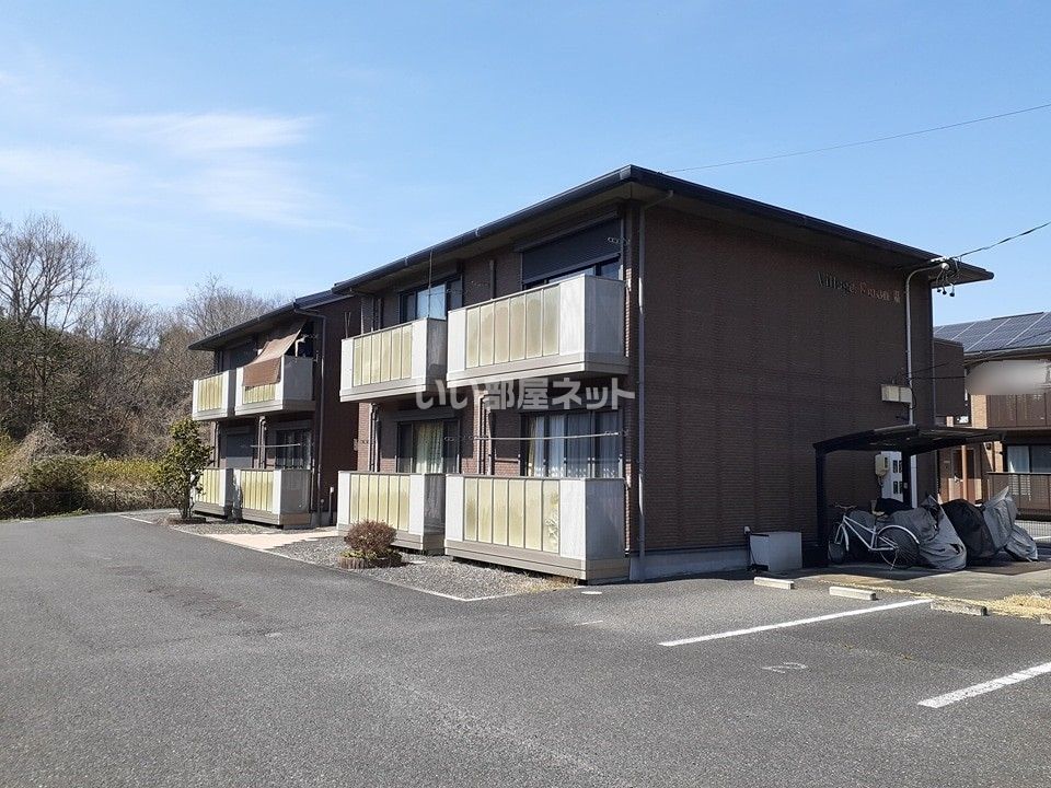 Village,Emon Ⅲ棟の外観画像