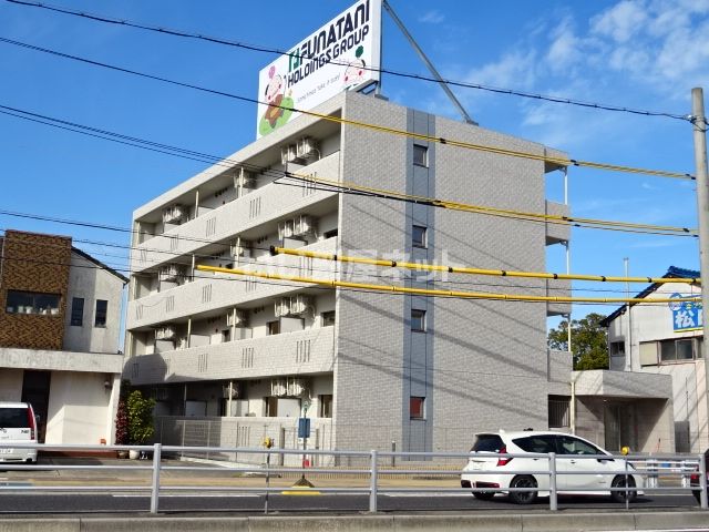 High Jumpの外観画像