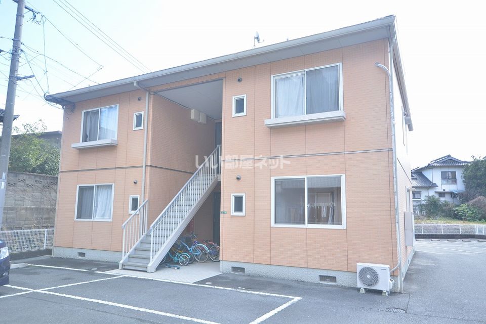 三洋タウン岡垣C棟の外観画像