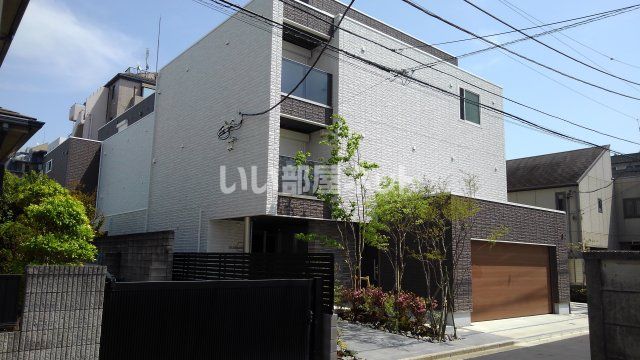 ラヴィル アールの外観画像