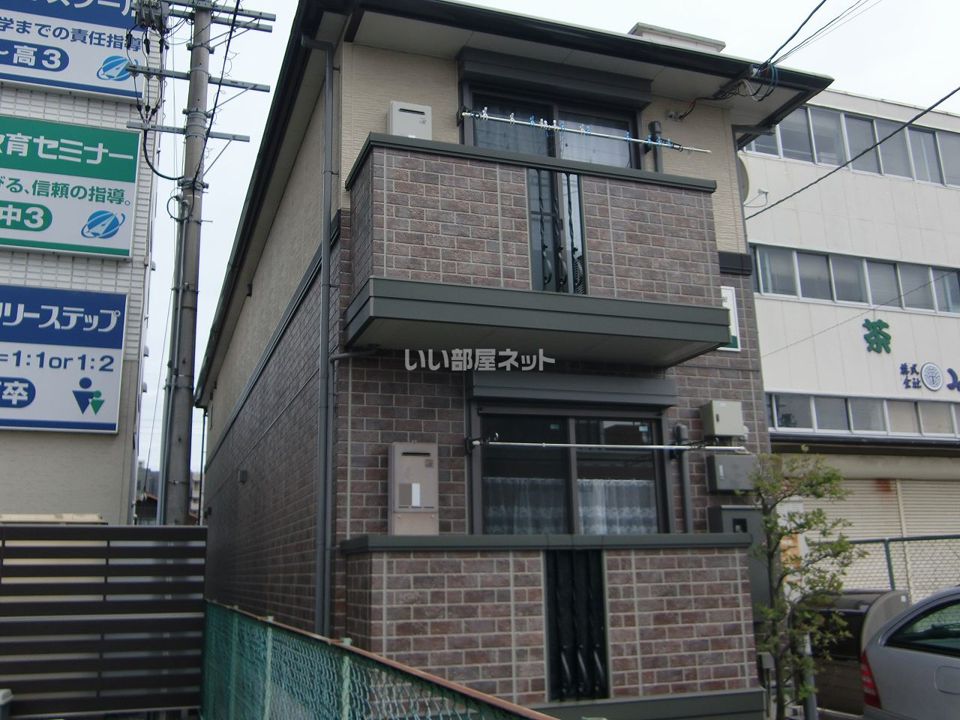 シャトレー彦根の外観画像