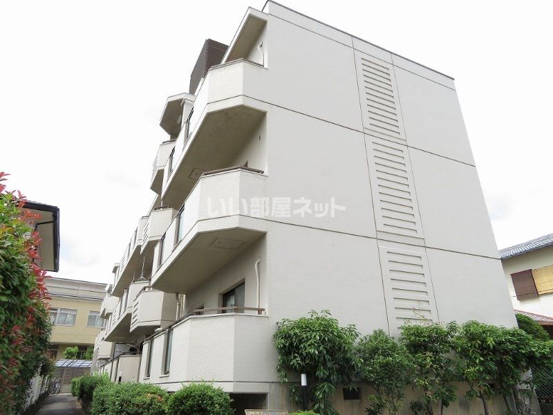 ロプノール山本の外観画像