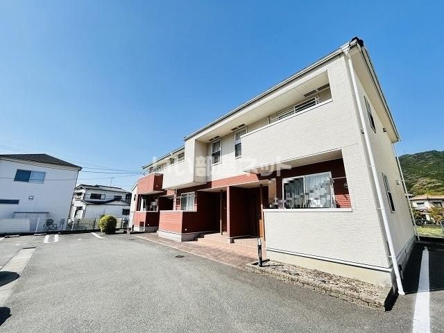 ピース アドバンテージ Ⅰ番館の外観画像