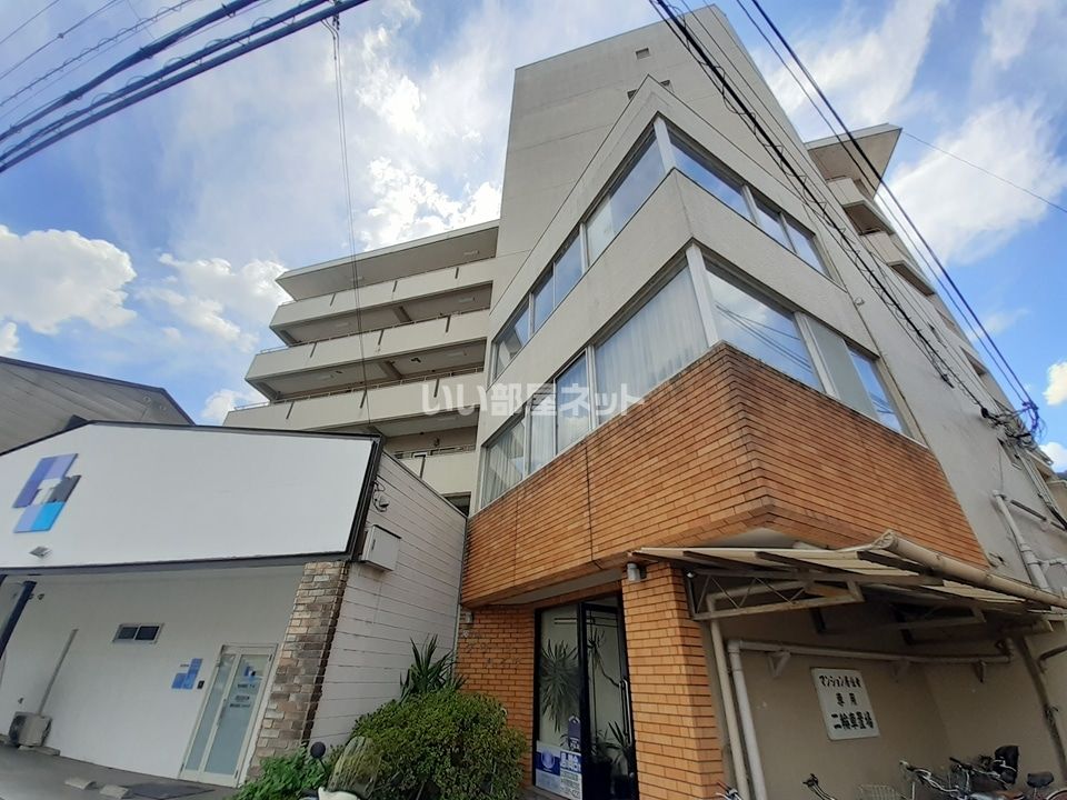 嵐山グリーンハイツの外観画像